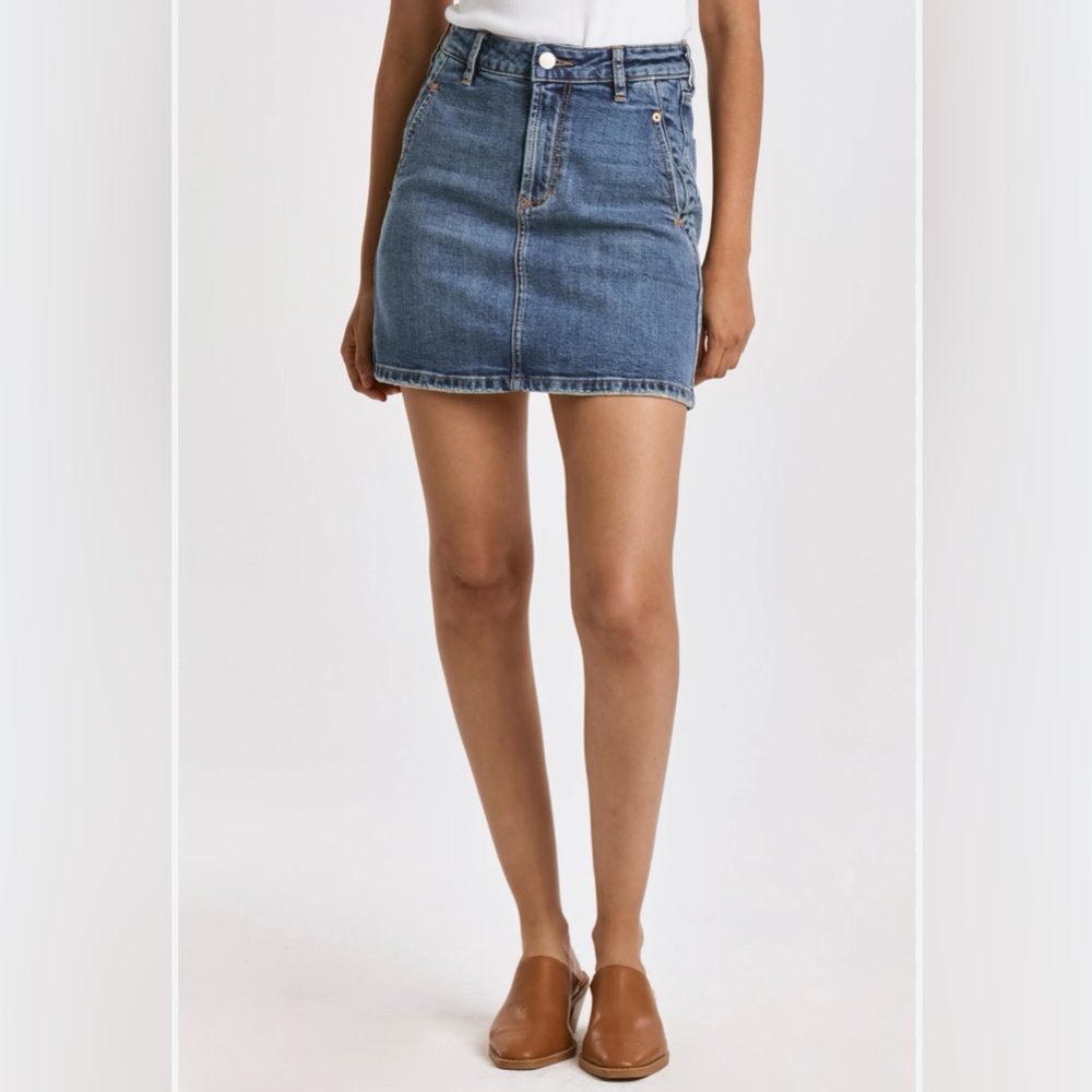 HH Jeans Denim Mini Skirt‎ front zip with pockets